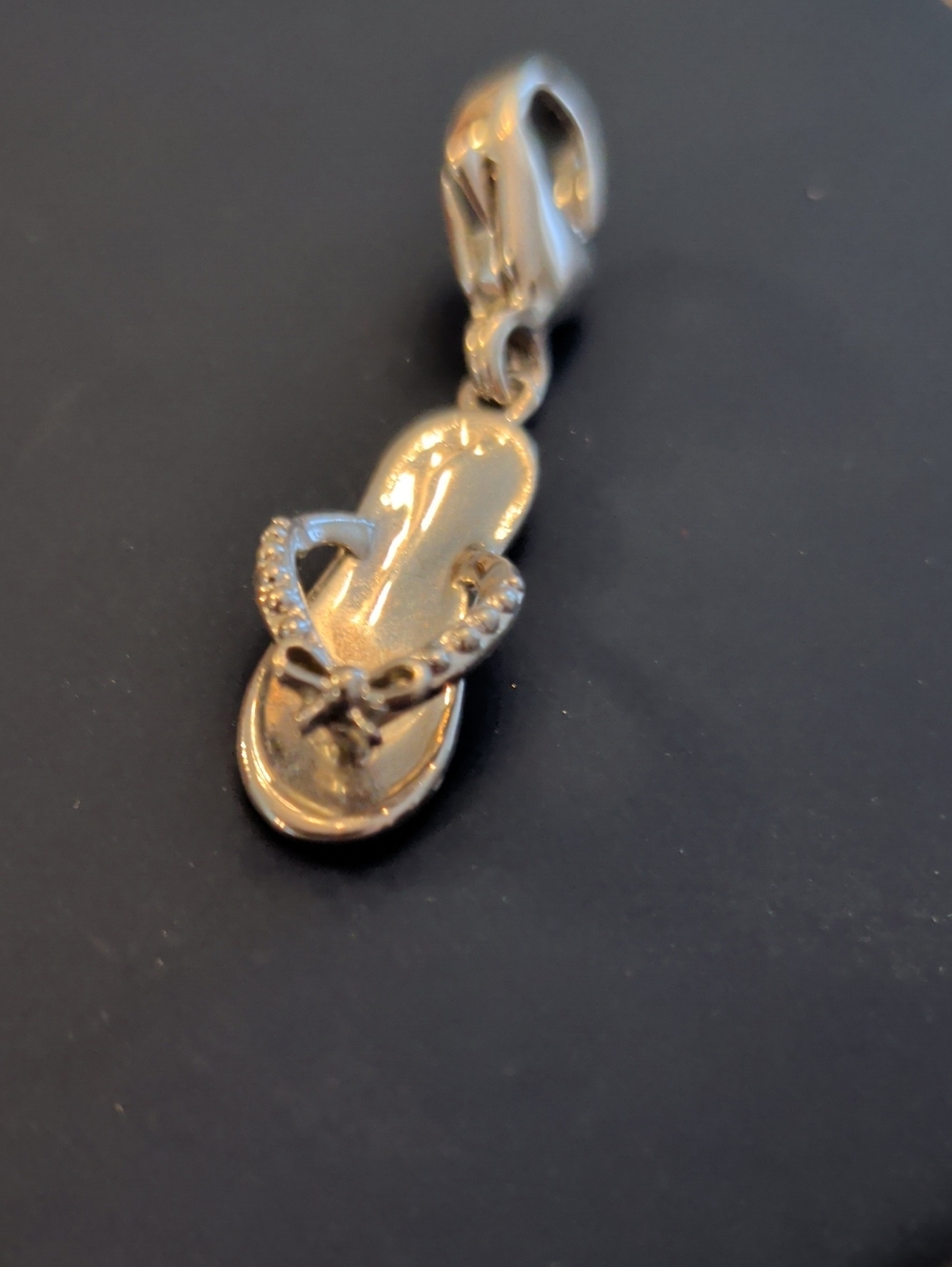 Sterling Silver Flip-Flop Charm Pendant in Silver